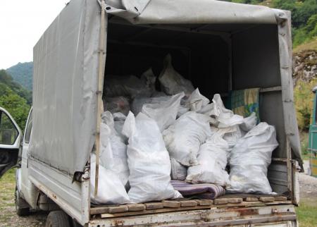 Фотография Вывоз строительного мусора Контейнер - ИП Кехян 1